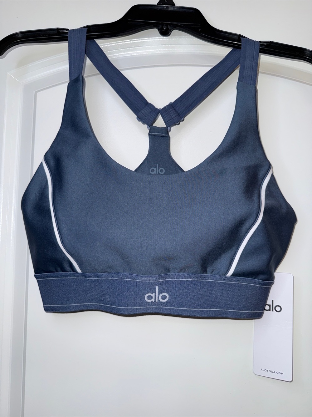 NWT Alo Airlift Suit Up Bra *Limited Color*